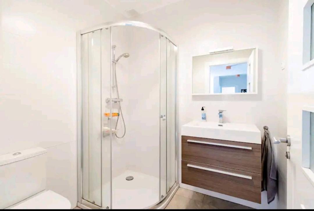 Chalet Con Piscina Climatizada En La Naturaleza Areatza Eksteriør bilde
