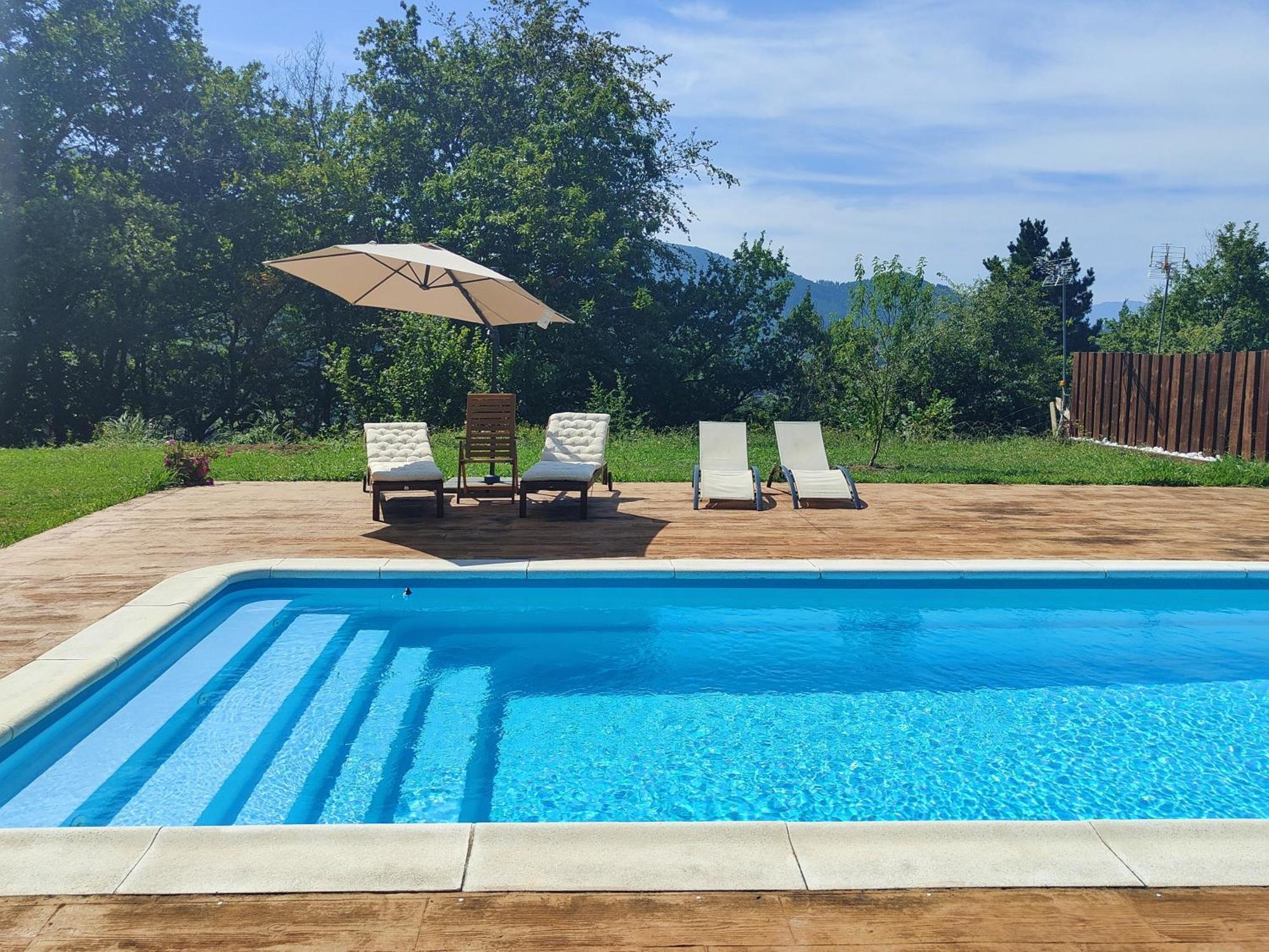 Chalet Con Piscina Climatizada En La Naturaleza Areatza Eksteriør bilde